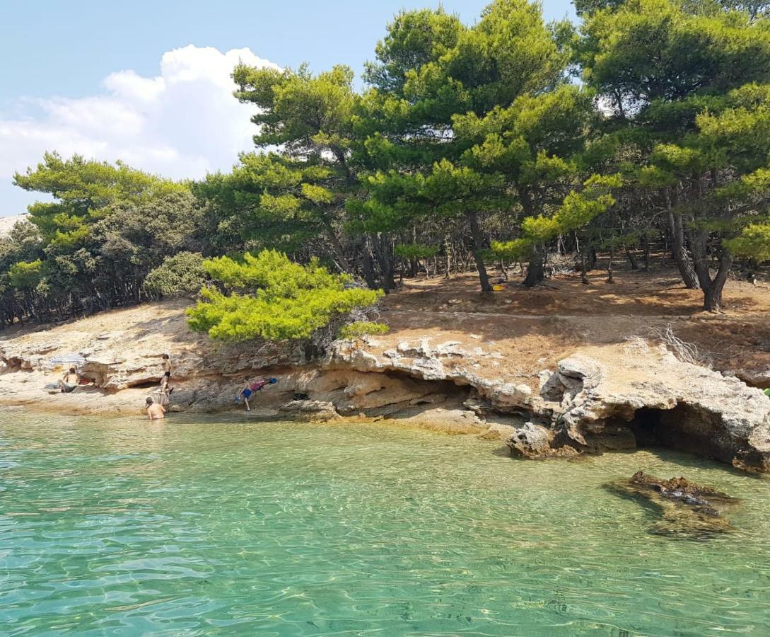 Salt & Stone Villa Паг Екстер'єр фото